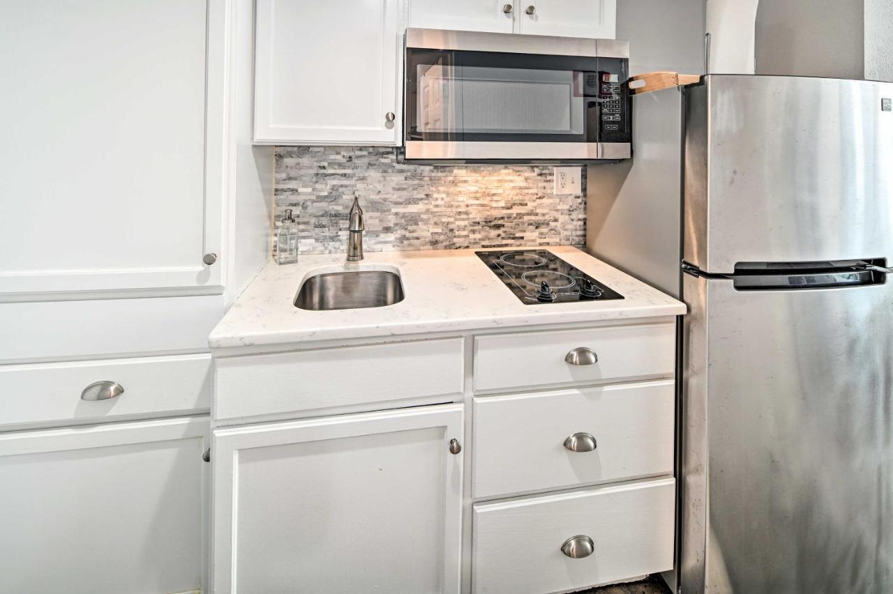 Beachfront Condo In Myrtle Beach With Pool Access Kültér fotó