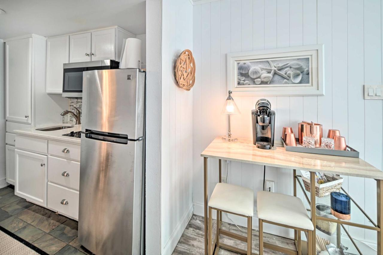 Beachfront Condo In Myrtle Beach With Pool Access Kültér fotó